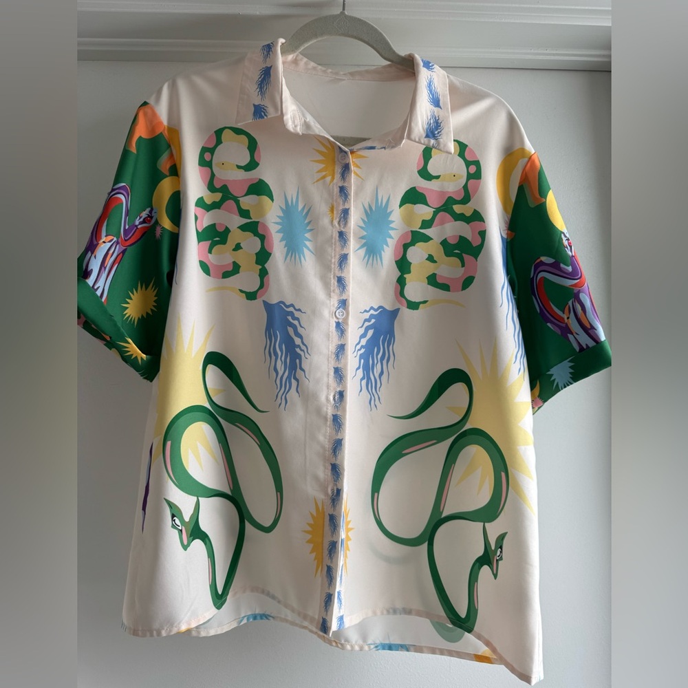 SHEIN Size L Button Up Top Short Sleeve Womens